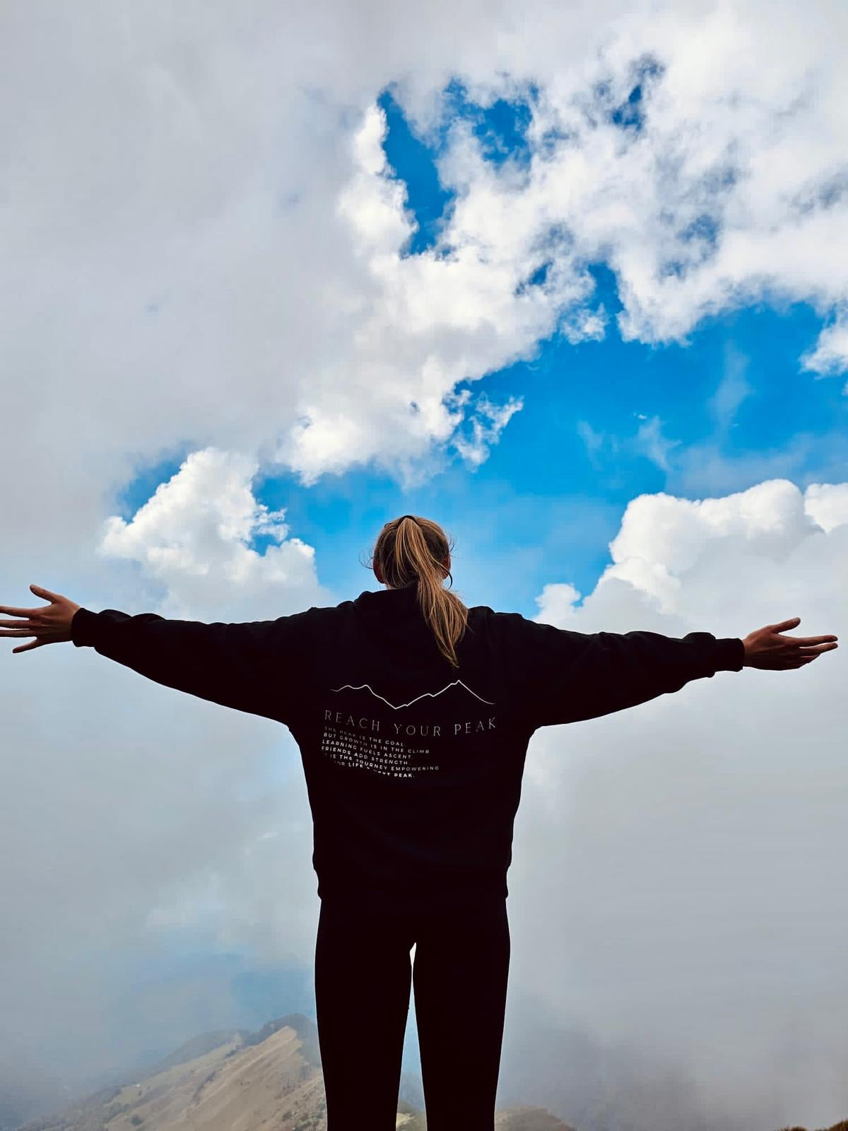 Oversized Hoodie „REACH YOUR PEAK“